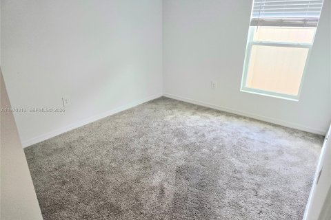 House in Winter Haven, Florida 3 bedrooms, 134.89 sq.m. № 2031061 - photo 5