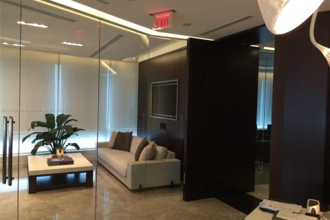 Propiedad comercial en venta en Aventura, Florida № 1864883 - foto 8