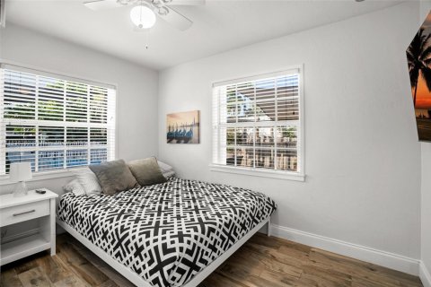 Casa en venta en Hollywood, Florida, 3 dormitorios, 115.01 m2 № 1845595 - foto 15