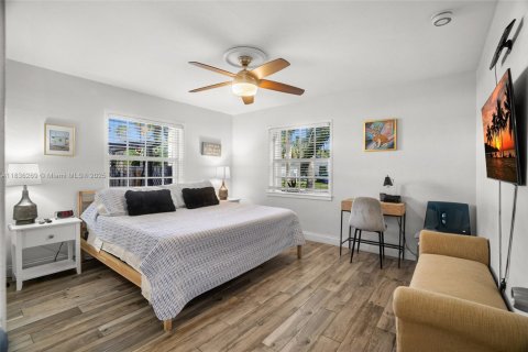 Casa en venta en Hollywood, Florida, 3 dormitorios, 115.01 m2 № 1845595 - foto 13