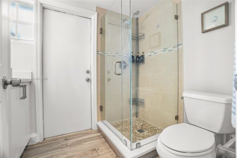 Casa en venta en Hollywood, Florida, 3 dormitorios, 115.01 m2 № 1845595 - foto 17