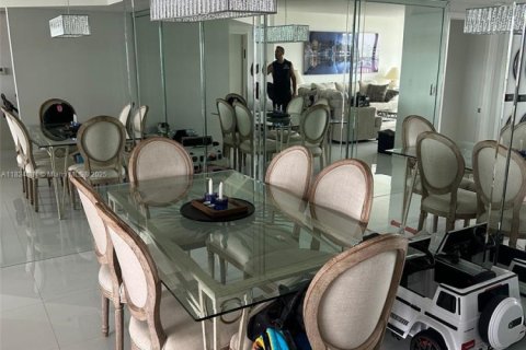 Condominio en venta en Aventura, Florida, 2 dormitorios, 144.93 m2 № 1790320 - foto 4