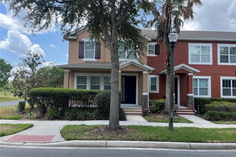 Adosado en venta en Orlando, Florida, 4 dormitorios, 140.75 m2 № 1670665 - foto 1