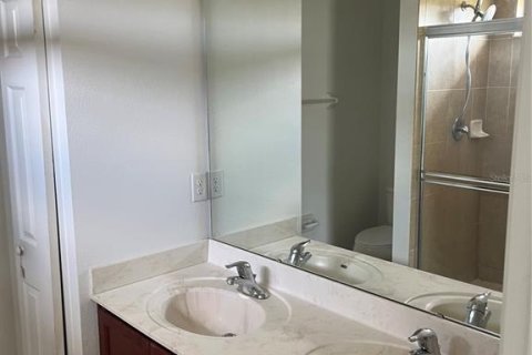 Adosado en venta en Orlando, Florida, 4 dormitorios, 140.75 m2 № 1670665 - foto 16