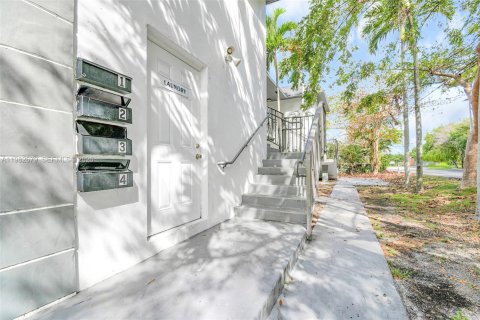 Appartement à louer à Hallandale Beach, Floride: 2 chambres, 111.48 m2 № 2049242 - photo 22