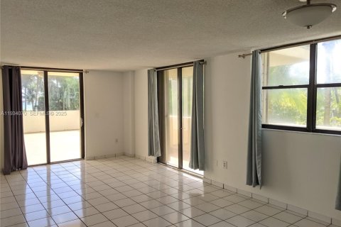 Condominio en venta en Miami Beach, Florida, 2 dormitorios, 102.94 m2 № 1992395 - foto 5