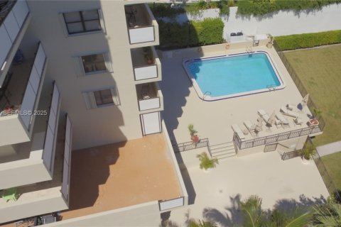 Condominio en venta en Miami Beach, Florida, 2 dormitorios, 102.94 m2 № 1992395 - foto 22
