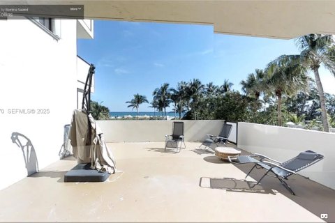 Condominio en venta en Miami Beach, Florida, 2 dormitorios, 102.94 m2 № 1992395 - foto 14