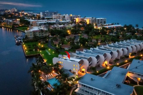 Condo in Hillsboro Beach, Florida, 3 bedrooms № 2089592