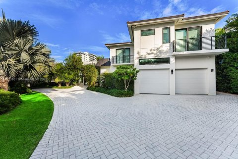 House in Miami Beach, Florida 9 bedrooms, 657.84 sq.m. № 1970260 - photo 21