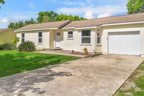 House in Palm Bay, Florida 4 bedrooms, 148.83 sq.m. № 1792913 - photo 2