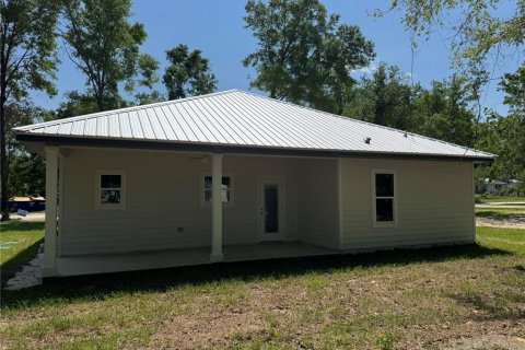 House in Trenton, Florida 3 bedrooms, 110.46 sq.m. № 1631531 - photo 5
