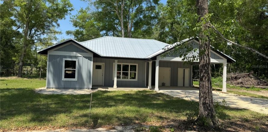 House in Trenton, Florida 3 bedrooms, 110.46 sq.m. № 1631531