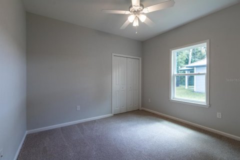 House in Trenton, Florida 3 bedrooms, 110.46 sq.m. № 1631531 - photo 25