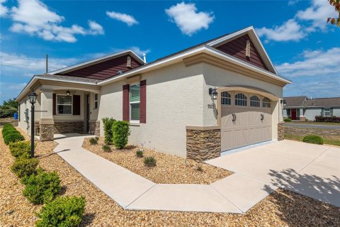 House in Ocala, Florida 2 bedrooms, 136.47 sq.m. № 1654251 - photo 1