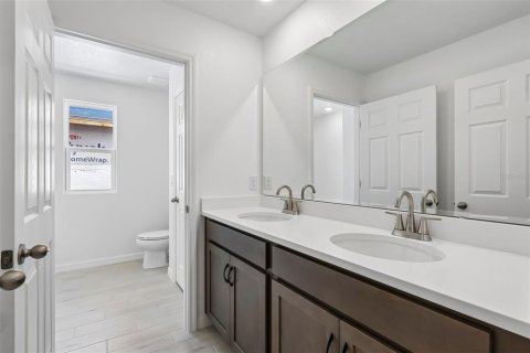 Casa en venta en Orlando, Florida, 5 dormitorios, 297.1 m2 № 2280257 - foto 16