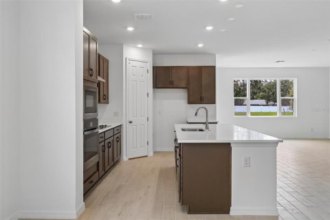 Casa en venta en Orlando, Florida, 5 dormitorios, 297.1 m2 № 2280257 - foto 11