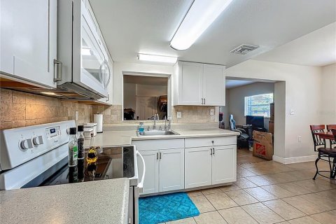 Villa ou maison à vendre à Orlando, Floride: 3 chambres, 108.14 m2 № 1785060 - photo 8