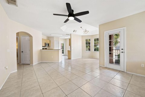 Copropriété à vendre à Boynton Beach, Floride: 2 chambres, 125.7 m2 № 2429827 - photo 2