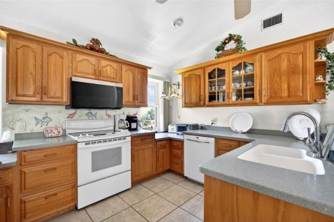 Villa ou maison à vendre à Punta Gorda, Floride: 3 chambres, 175.4 m2 № 2140672 - photo 12