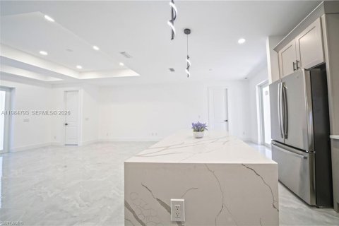 Купить виллу или дом в Лихай-Эйкерс, Флорида 3 спальни, 174.84м2, № 2051376 - фото 11