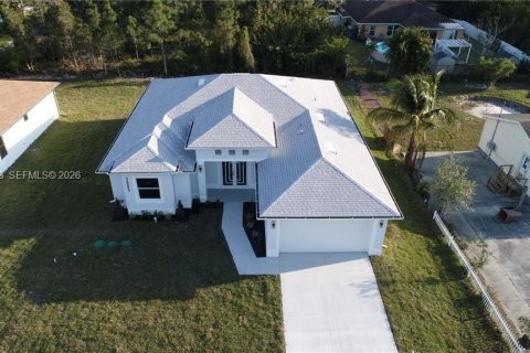 Купить виллу или дом в Лихай-Эйкерс, Флорида 3 спальни, 174.84м2, № 2051376 - фото 4