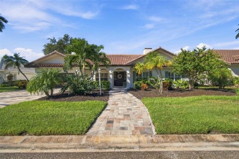 Casa en Saint Petersburg, Florida 4 dormitorios, 221.66 m2 № 2383668