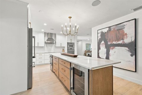 Casa en venta en Saint Petersburg, Florida, 4 dormitorios, 221.66 m2 № 2383668 - foto 14