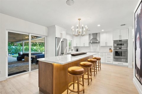 Casa en venta en Saint Petersburg, Florida, 4 dormitorios, 221.66 m2 № 2383668 - foto 12