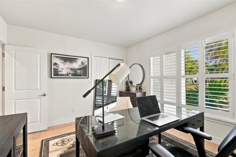 Casa en venta en Saint Petersburg, Florida, 4 dormitorios, 221.66 m2 № 2383668 - foto 20