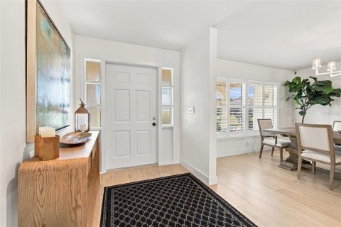 Casa en venta en Saint Petersburg, Florida, 4 dormitorios, 221.66 m2 № 2383668 - foto 8
