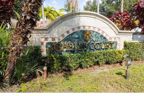 Condominio en venta en Miami, Florida, 2 dormitorios, 91.88 m2 № 1993472 - foto 13