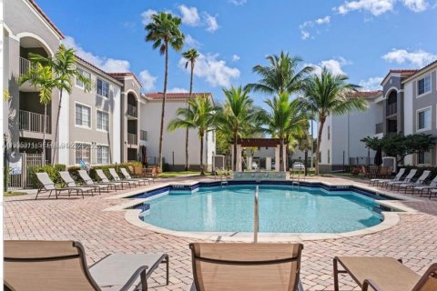 Condominio en venta en Miami, Florida, 2 dormitorios, 91.88 m2 № 1993472 - foto 11