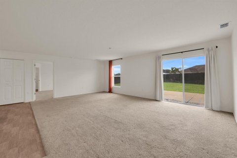 Casa en venta en Port St. Lucie, Florida, 4 dormitorios, 198.25 m2 № 2361854 - foto 6