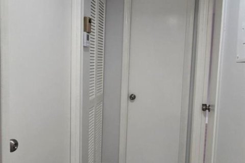 Condo in Hallandale Beach, Florida, 2 bedrooms  № 2251395 - photo 14