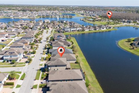 House in Kissimmee, Florida 4 bedrooms, 275.18 sq.m. № 1575127 - photo 7