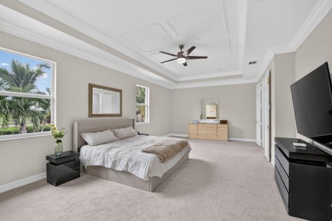 House in Boynton Beach, Florida 6 bedrooms, 415.46 sq.m. № 2394749 - photo 27