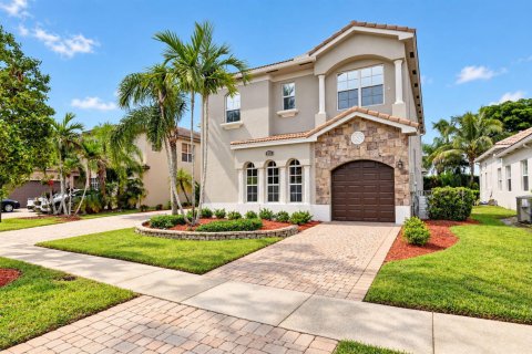 House in Boynton Beach, Florida 6 bedrooms, 415.46 sq.m. № 2394749 - photo 4
