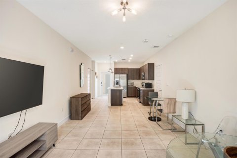 Copropriété à louer à Doral, Floride: 2 chambres, 104.89 m2 № 2168465 - photo 3
