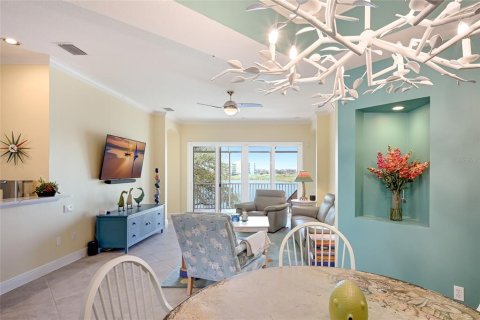 Copropriété à vendre à Lakewood Ranch, Floride: 3 chambres, 275.27 m2 № 2091626 - photo 12