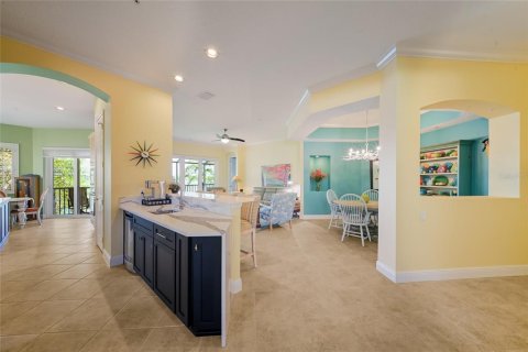Copropriété à vendre à Lakewood Ranch, Floride: 3 chambres, 275.27 m2 № 2091626 - photo 14