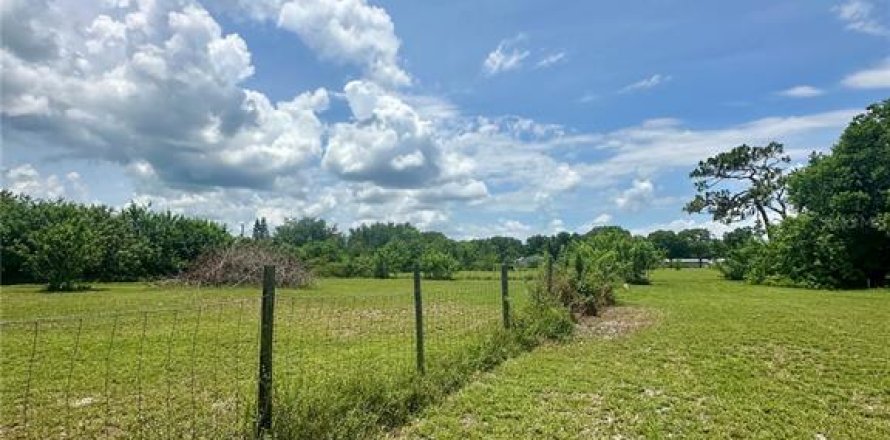 Terreno en Kenansville, Florida № 1795279