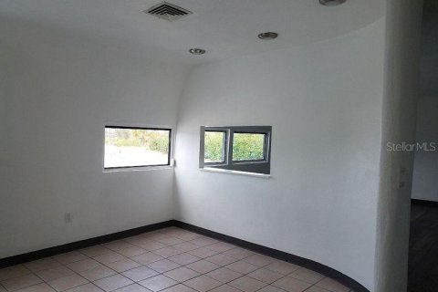 Купить коммерческую недвижимость в Раскин, Флорида 627.83м2, № 2106001 - фото 25