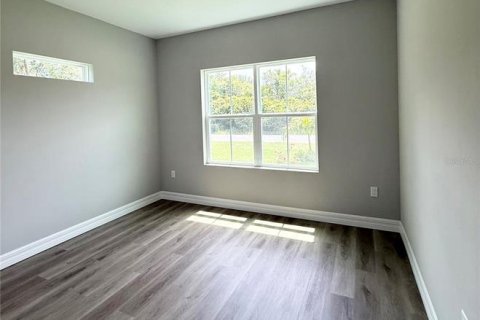 House in Sebring, Florida 4 bedrooms, 194.35 sq.m. № 2213938 - photo 9
