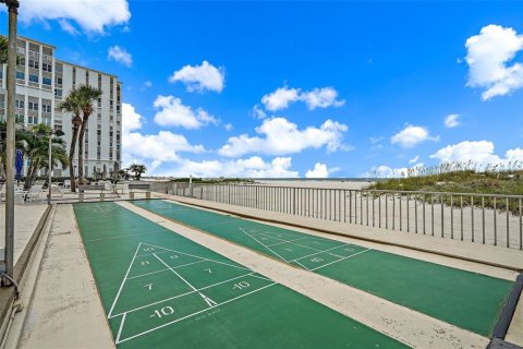Condominio en venta en Saint Pete Beach, Florida, 2 dormitorios, 131.92 m2 № 2100029 - foto 27