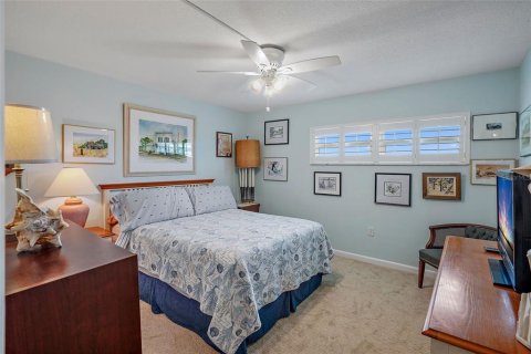 Condominio en venta en Saint Pete Beach, Florida, 2 dormitorios, 131.92 m2 № 2100029 - foto 17