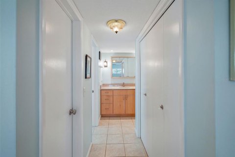Condominio en venta en Saint Pete Beach, Florida, 2 dormitorios, 131.92 m2 № 2100029 - foto 22