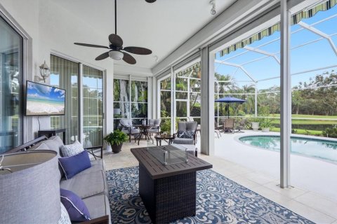 House in Bradenton, Florida 3 bedrooms, 206.99 sq.m. № 2361594 - photo 30