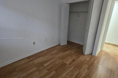 Купить кондоминиум в Майами, Флорида 3 спальни, 108.23м2, № 2168168 - фото 23