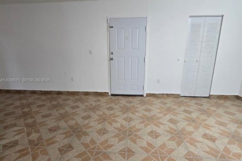 Купить кондоминиум в Майами, Флорида 3 спальни, 108.23м2, № 2168168 - фото 8